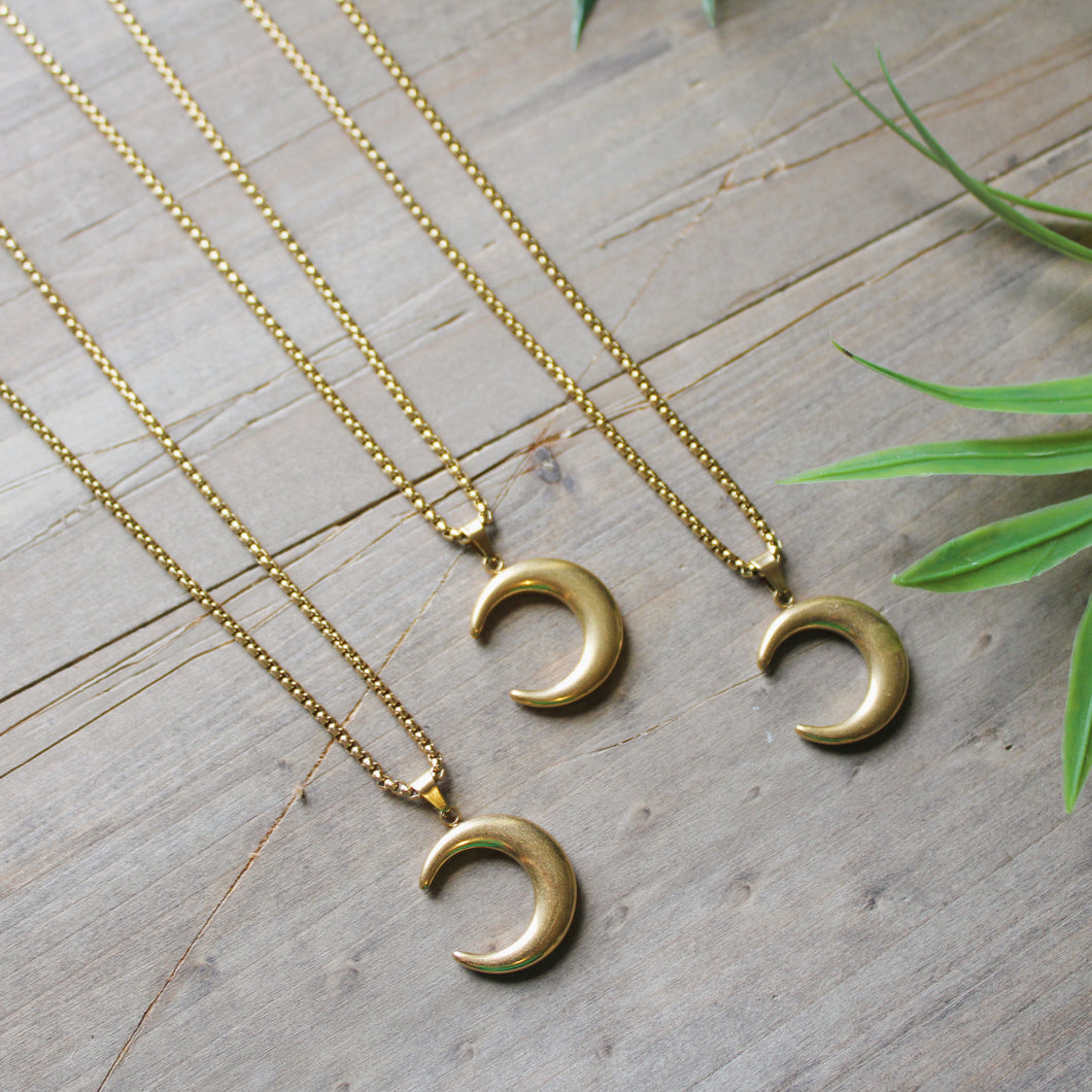 Crescent Moon Chain Necklace